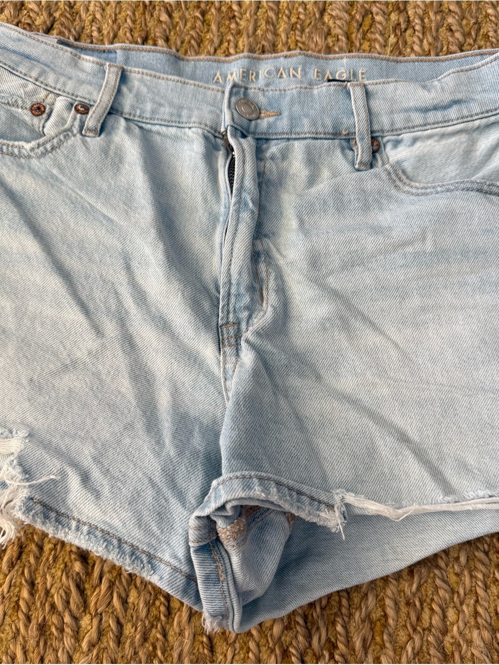 American Eagle Light Blue Denim Cutoff Shorts Size 8